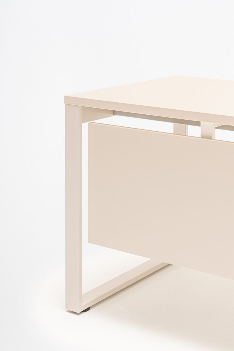 desk ogi q 174-beige ral0608005 (12) desk ogi q 174-beige ral0608005 (12)