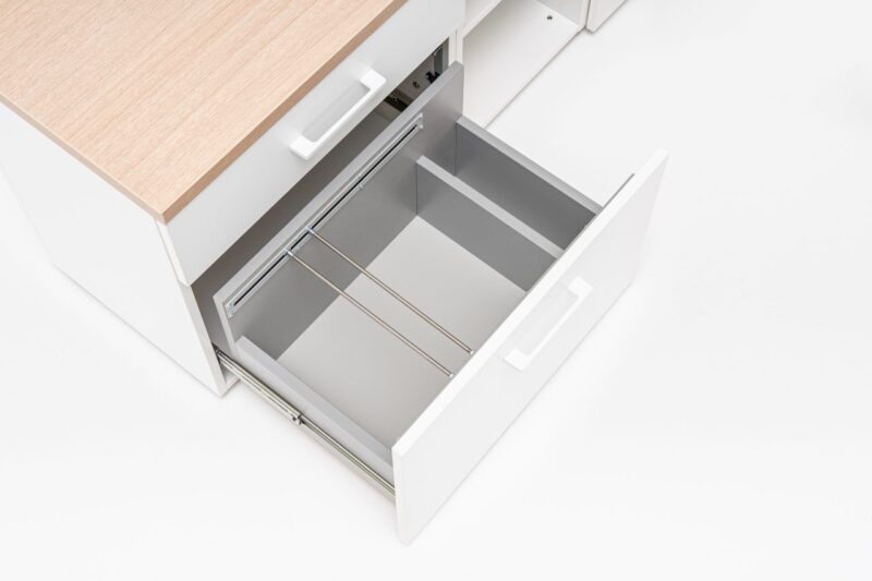 desk_ogi_w_mdd_canadian_oak_20_ desk_ogi_w_mdd_canadian_oak_20_