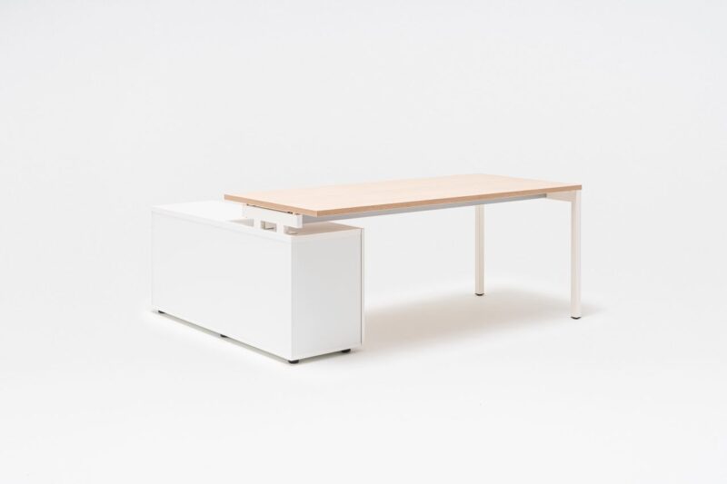 desk_ogi_y_mdd_canadian_oak_20_ desk_ogi_y_mdd_canadian_oak_20_